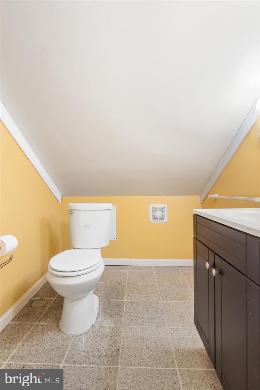 2006 Windsor Place Baltimore, MD 21207 - Photo 30 of 50 Primary Half Bath