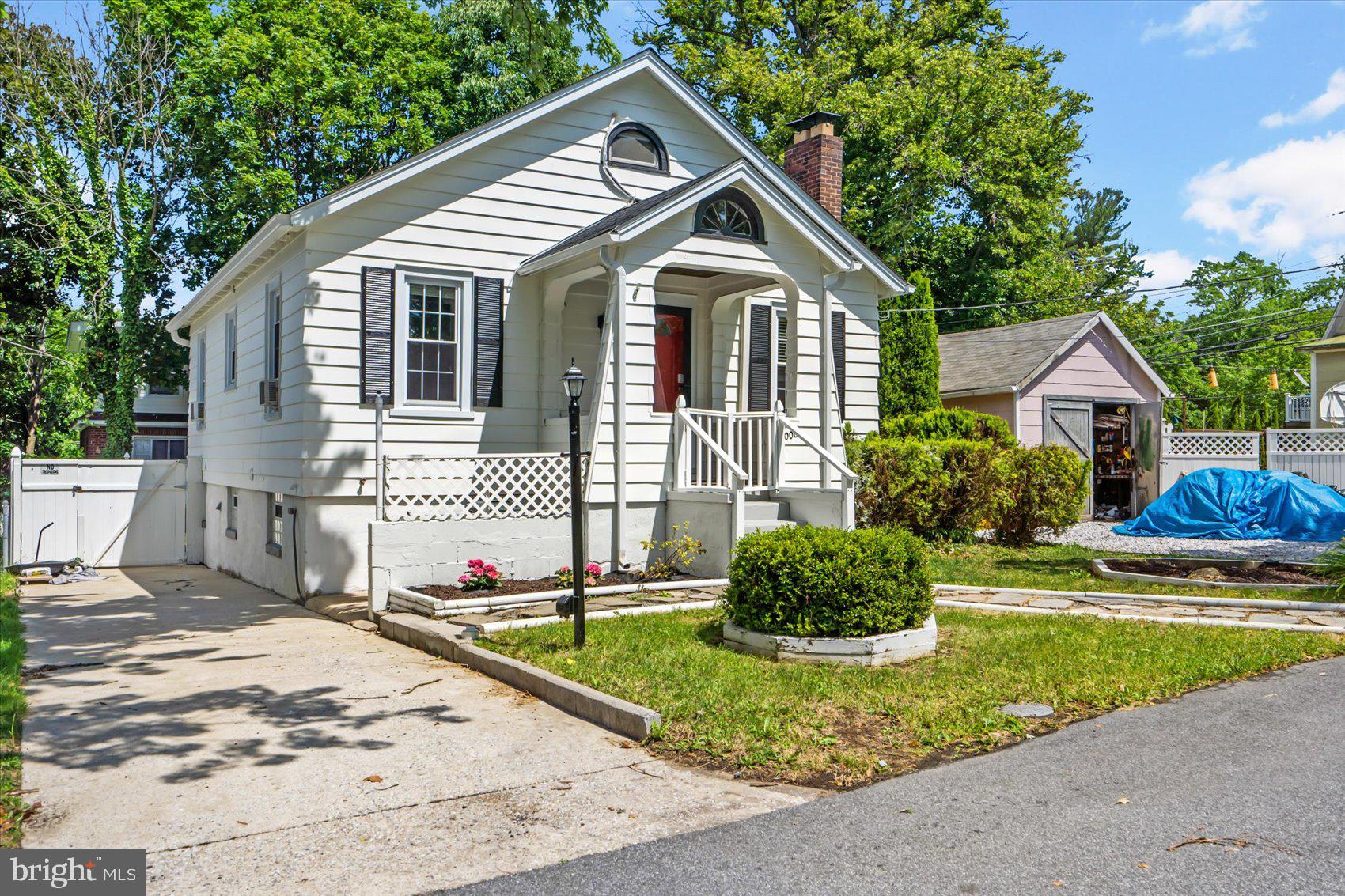 2006 Windsor Place Baltimore, MD 21207 - Photo 3 of 50 Exterior Front