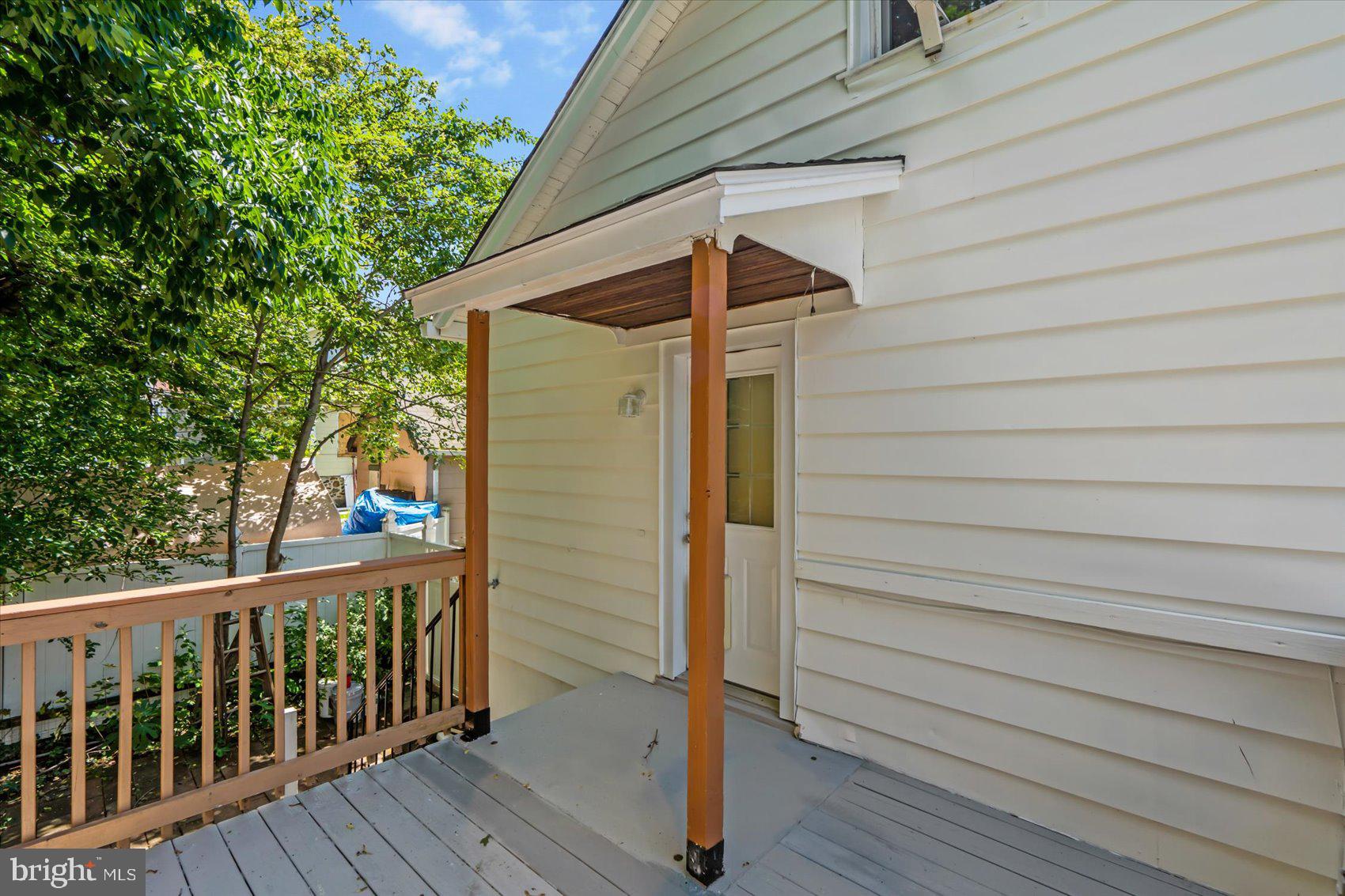 2006 Windsor Place Baltimore, MD 21207 - Photo 44 of 50 Deck