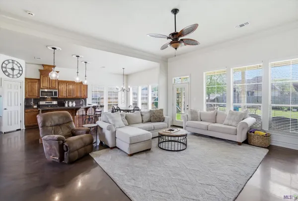 $313,000 | 2060 Cypress Cove Avenue, Zachary, LA 70791