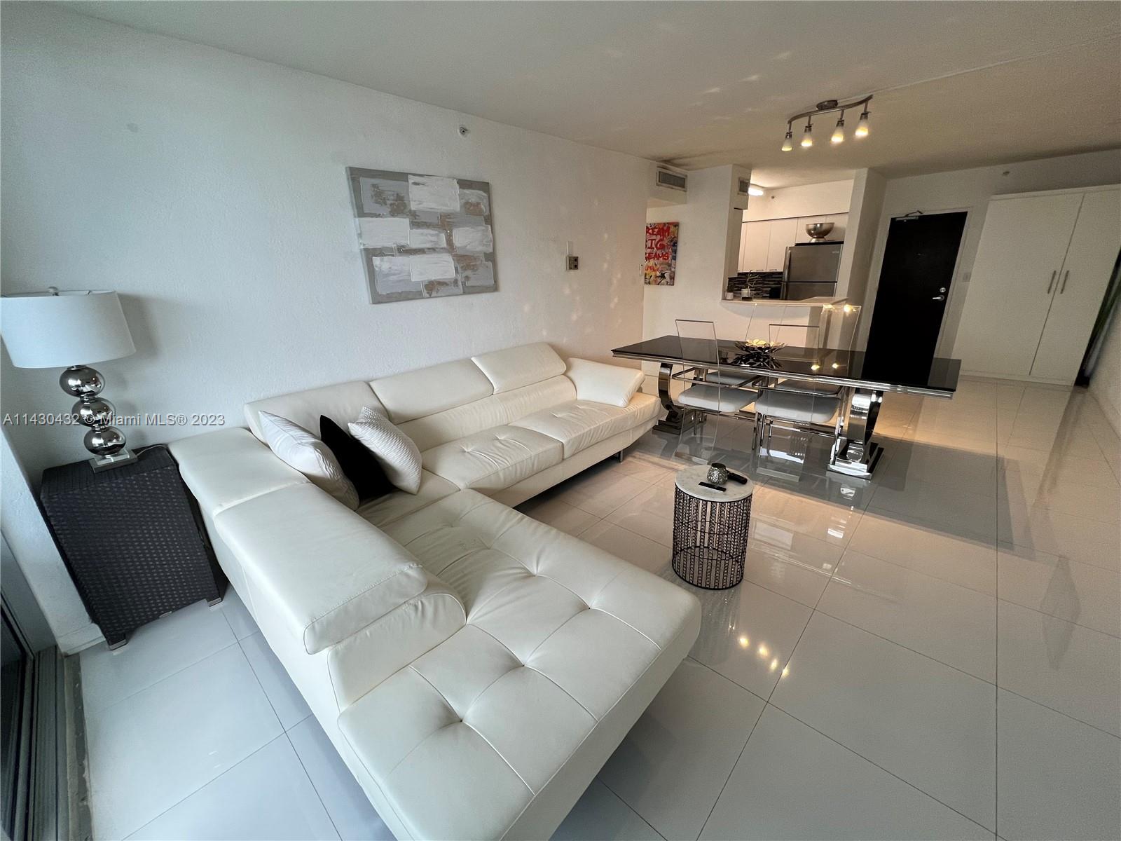 1500 Bay Road, Unit 1164S Miami Beach, FL 33139 - Photo 2 of 22