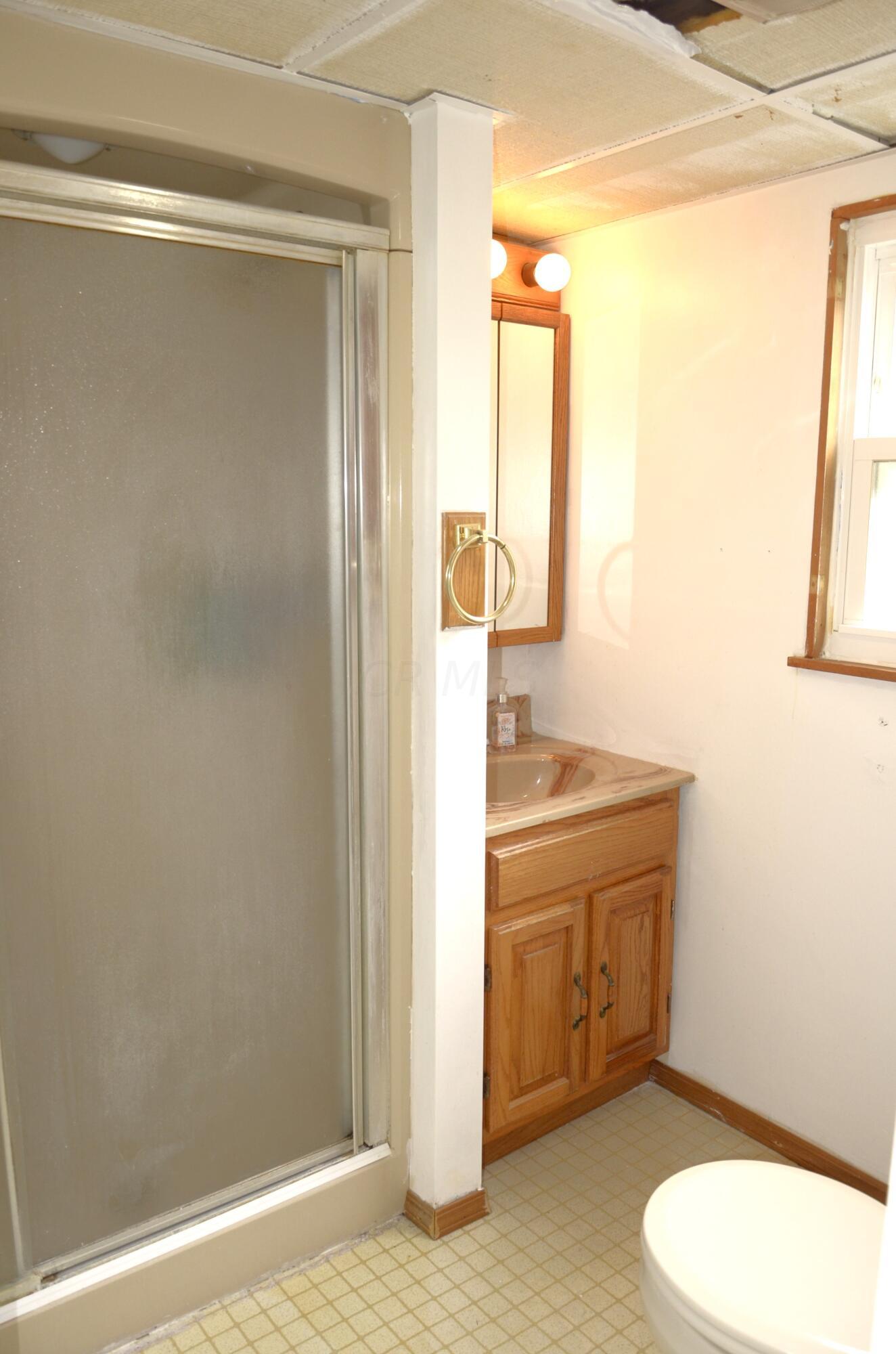 3288 Everson Road East Columbus, OH 43232 - Photo 17 of 23 Basement Full Bath 2