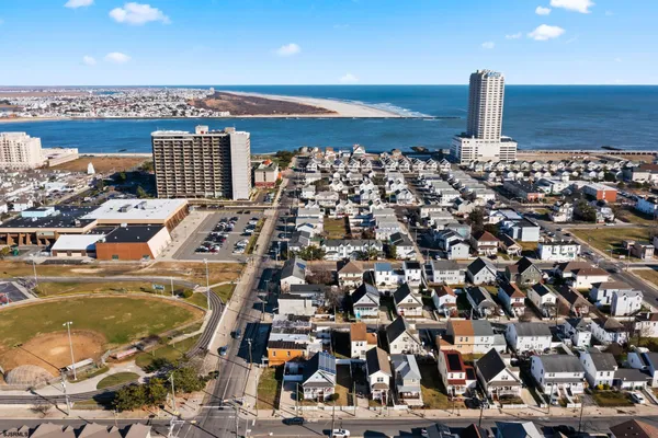$399,000 | 137 North Massachusetts Avenue, Atlantic City, NJ 08401