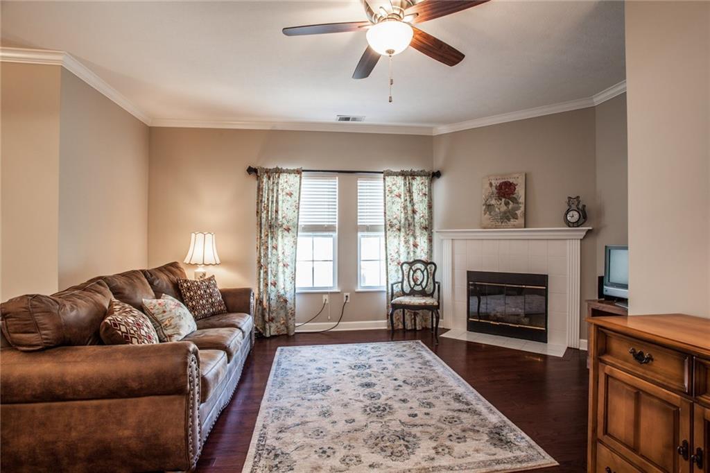 1431 Shadow Ridge Road, Unit F Indianapolis, IN 46280 - Photo 11 of 20 Gallery Image 11
