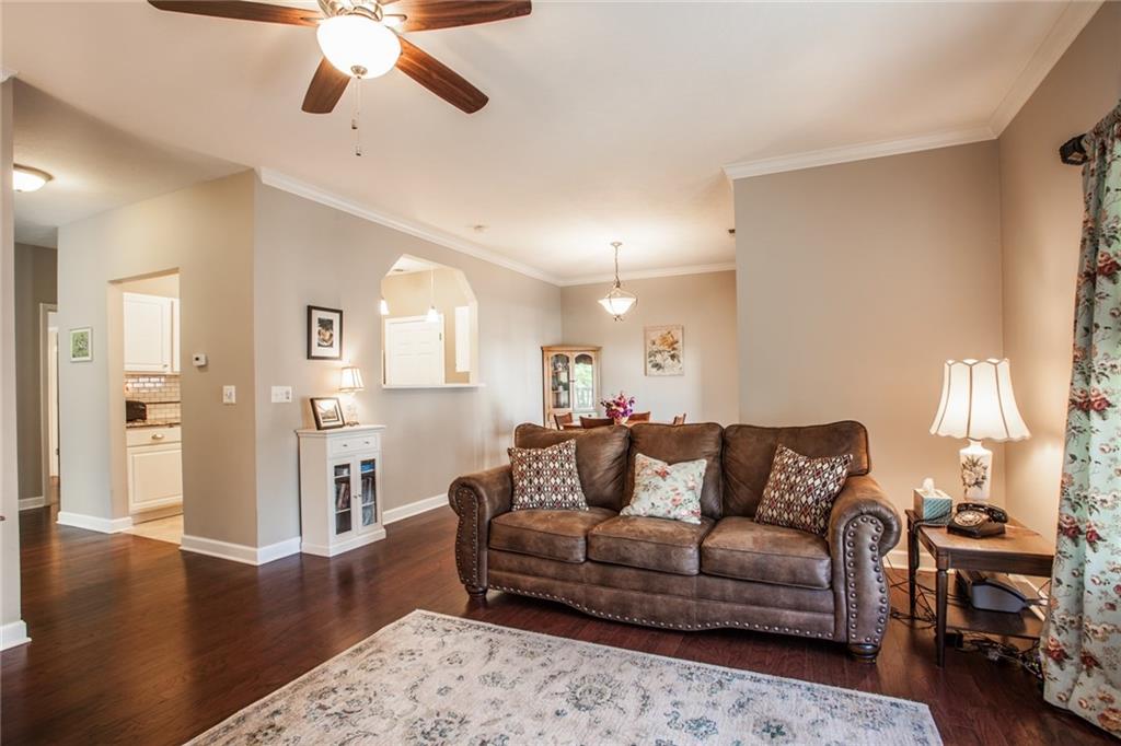 1431 Shadow Ridge Road, Unit F Indianapolis, IN 46280 - Photo 13 of 20 Gallery Image 13