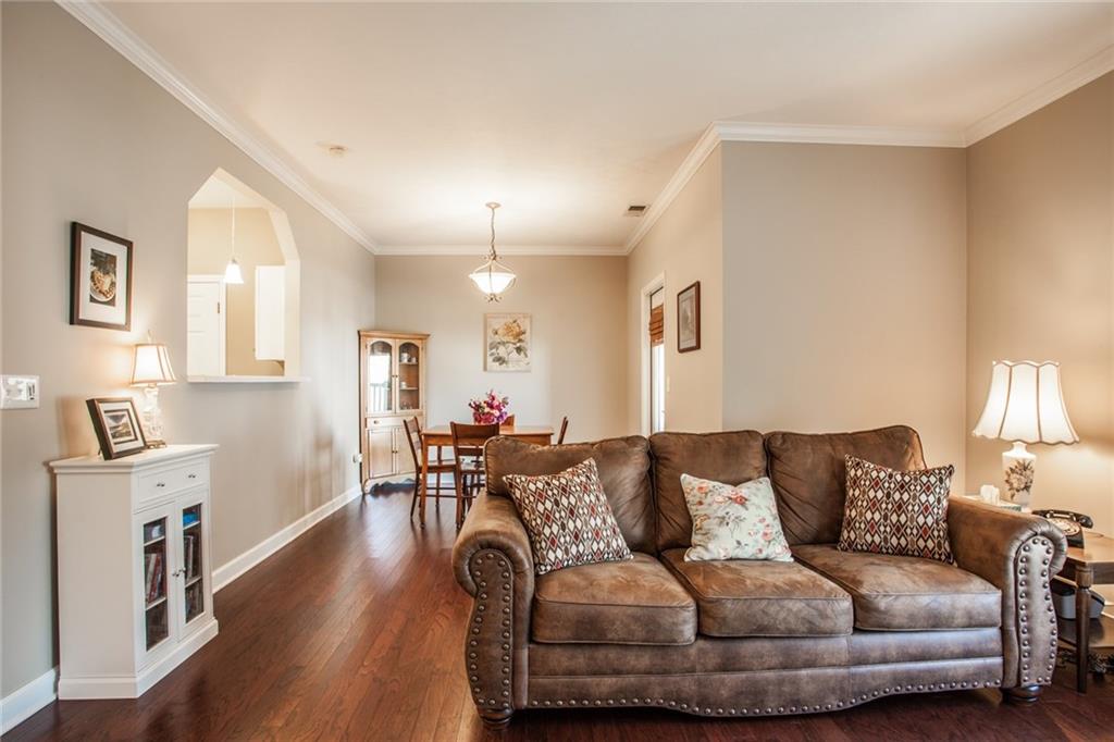 1431 Shadow Ridge Road, Unit F Indianapolis, IN 46280 - Photo 14 of 20 Gallery Image 14