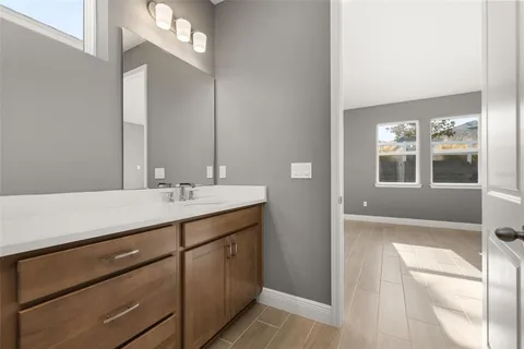 $334,990 | 985 Fiesta Key Circle, Lady Lake, FL 32159