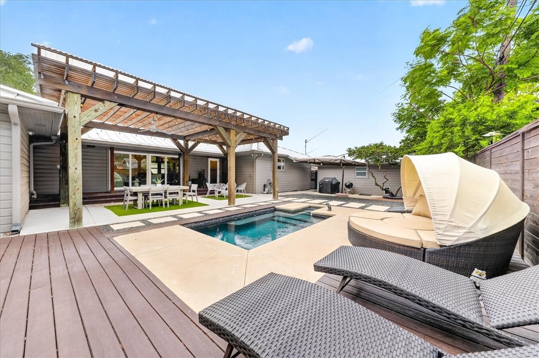 442 Bermuda Place Corpus Christi, TX 78411 - Photo 33 of 40 Pergola