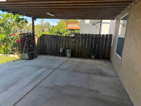$3,700 | 3281 Madera Avenue, Oakland, CA 94619
