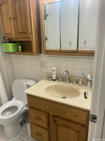 $4,500 | 272 25th Avenue, San Francisco, CA 94121