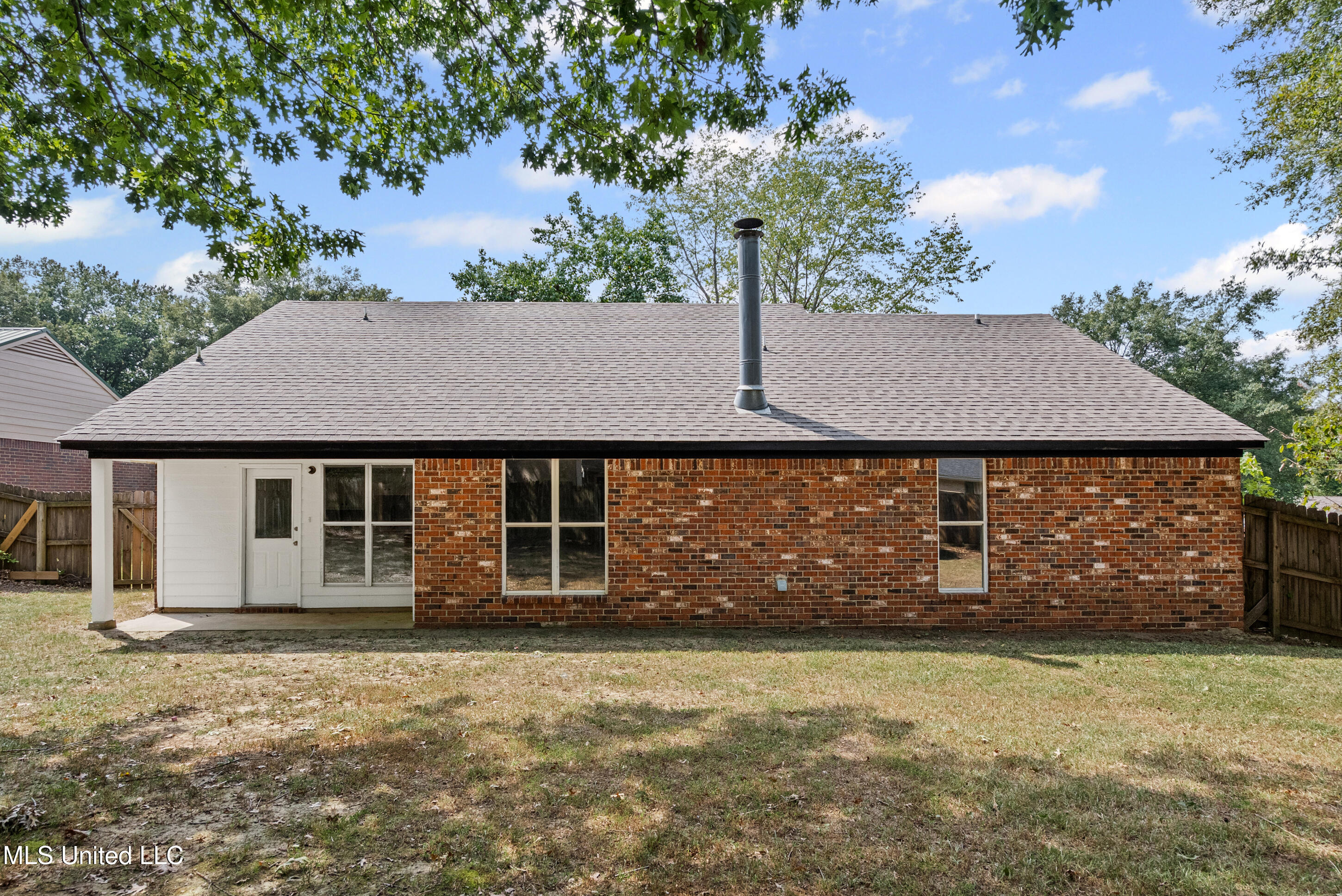 111 Floyd Circle Senatobia, MS 38668 - Photo 17 of 17 dsc02719