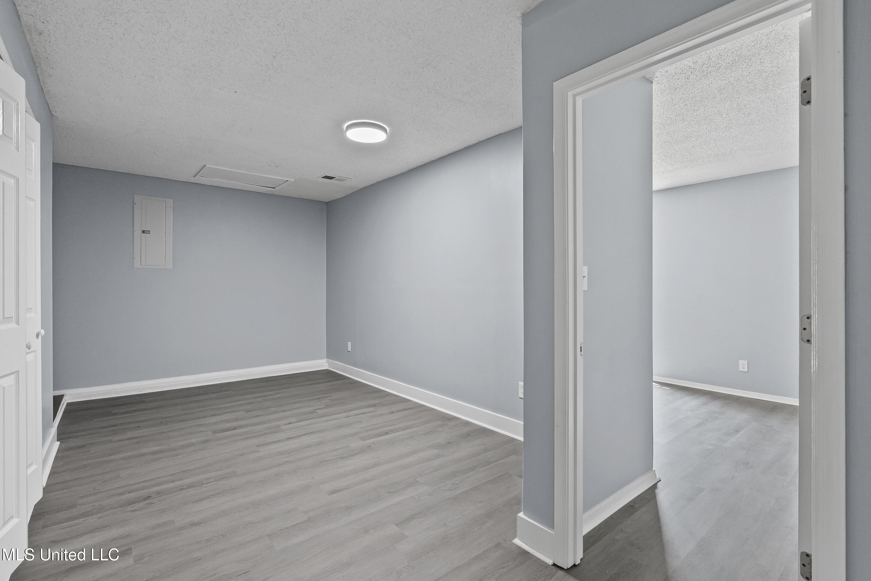 111 Floyd Circle Senatobia, MS 38668 - Photo 10 of 17 dsc02598