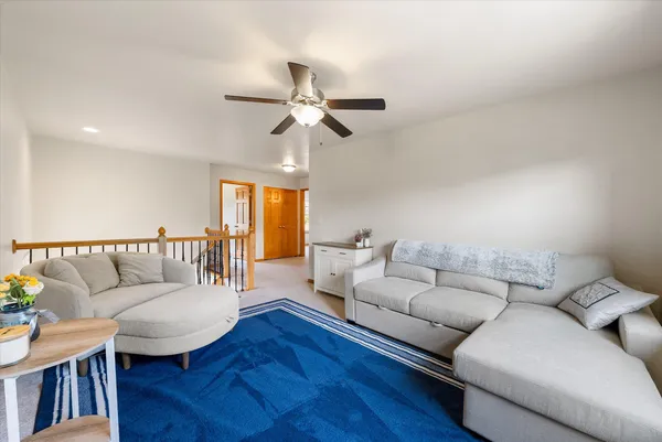 $949,900 | W273N2420 Arlington Court, Pewaukee, WI 53072