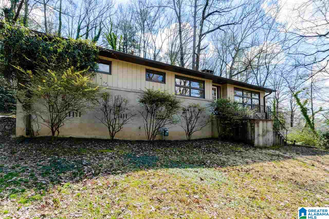 1423 Overlook Road Birmingham, AL 35209 - Photo 2 of 33
