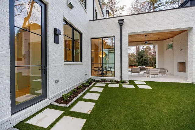 $6,450,000 | 2983 Habersham Court Northwest, Atlanta, GA 30305