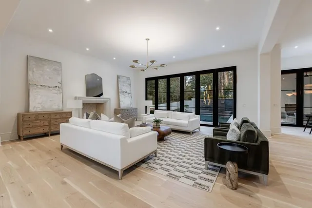 $6,450,000 | 2983 Habersham Court Northwest, Atlanta, GA 30305
