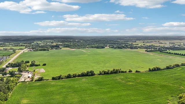 $2,490,000 | Lt0 Lt0 County Road, Hartford, WI 53027