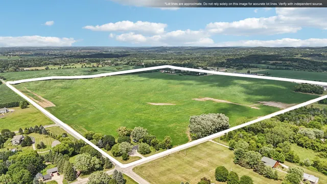 $2,490,000 | Lt0 Lt0 County Road, Hartford, WI 53027