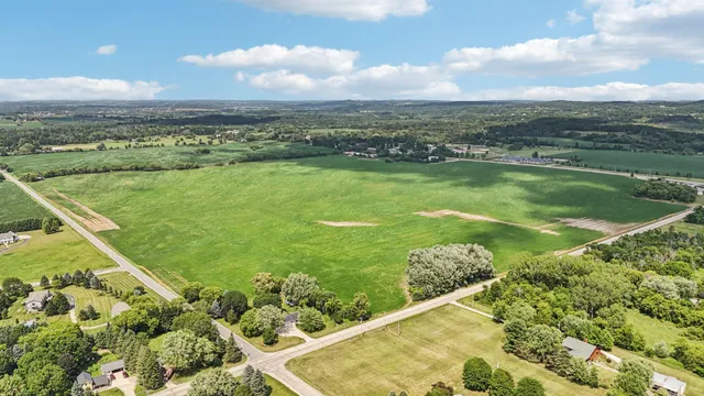 $2,490,000 | Lt0 Lt0 County Road, Hartford, WI 53027