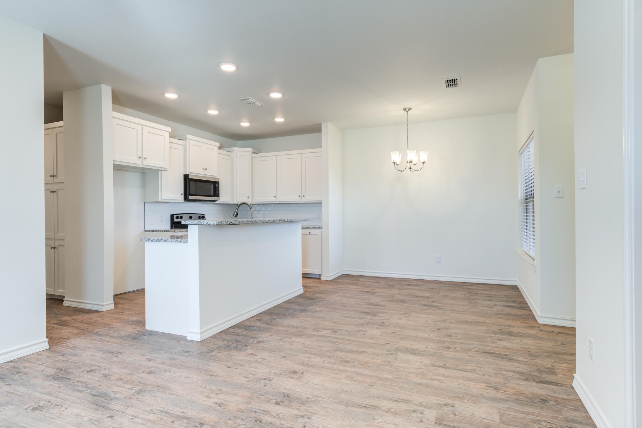 1207 Bryan Avenue Wolfforth, TX 79382 - Photo 10 of 30 Interior