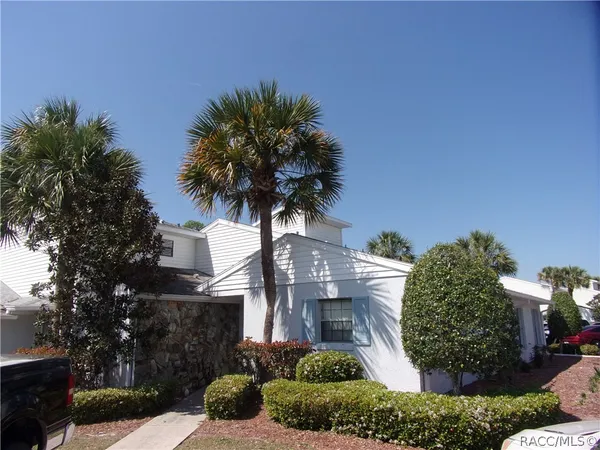 $2,200 | 876 Pritchard Island Road, Inverness, FL 34450