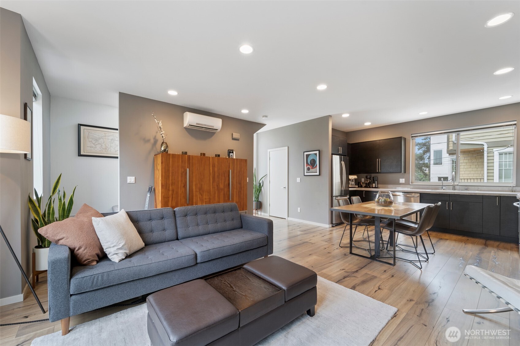 2201 West Ruffner Street Seattle, WA 98199 - Photo 7 of 35 Gallery Image 7