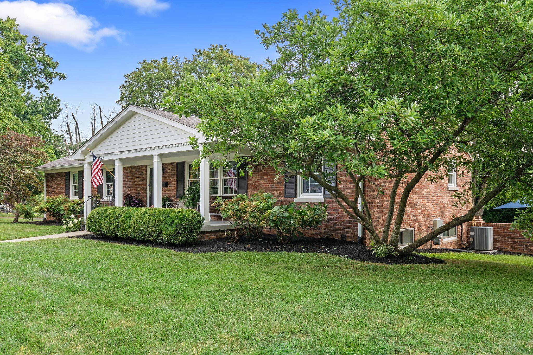 2092 Williamsburg Road Lexington, KY 40504 - Photo 2 of 90 F2002760