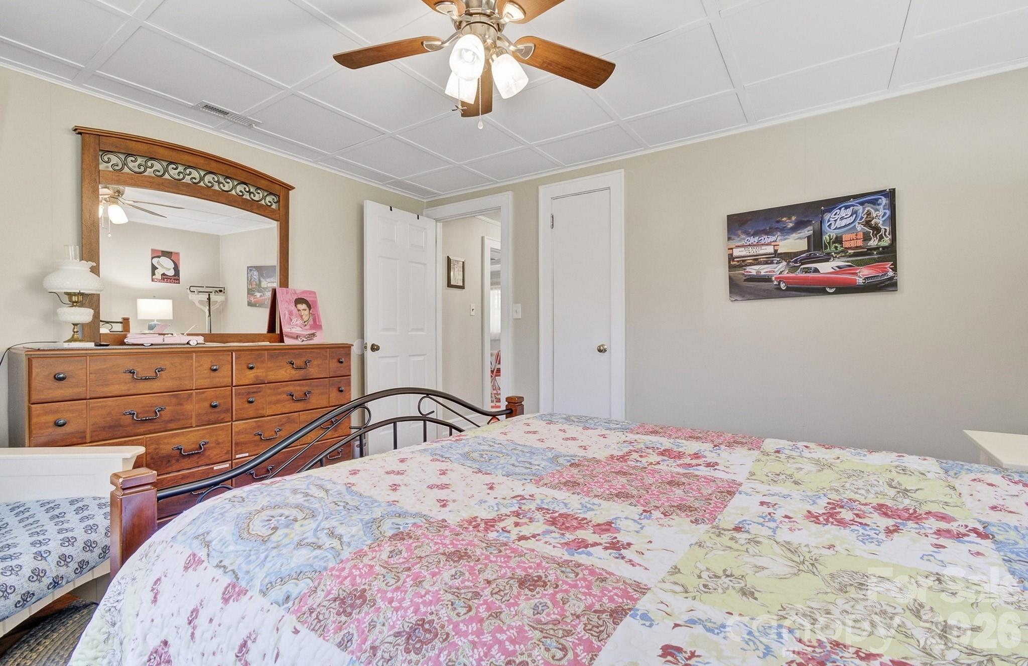 8 Concord Road Asheville, NC 28803 - Photo 8 of 40 Gallery Image 8