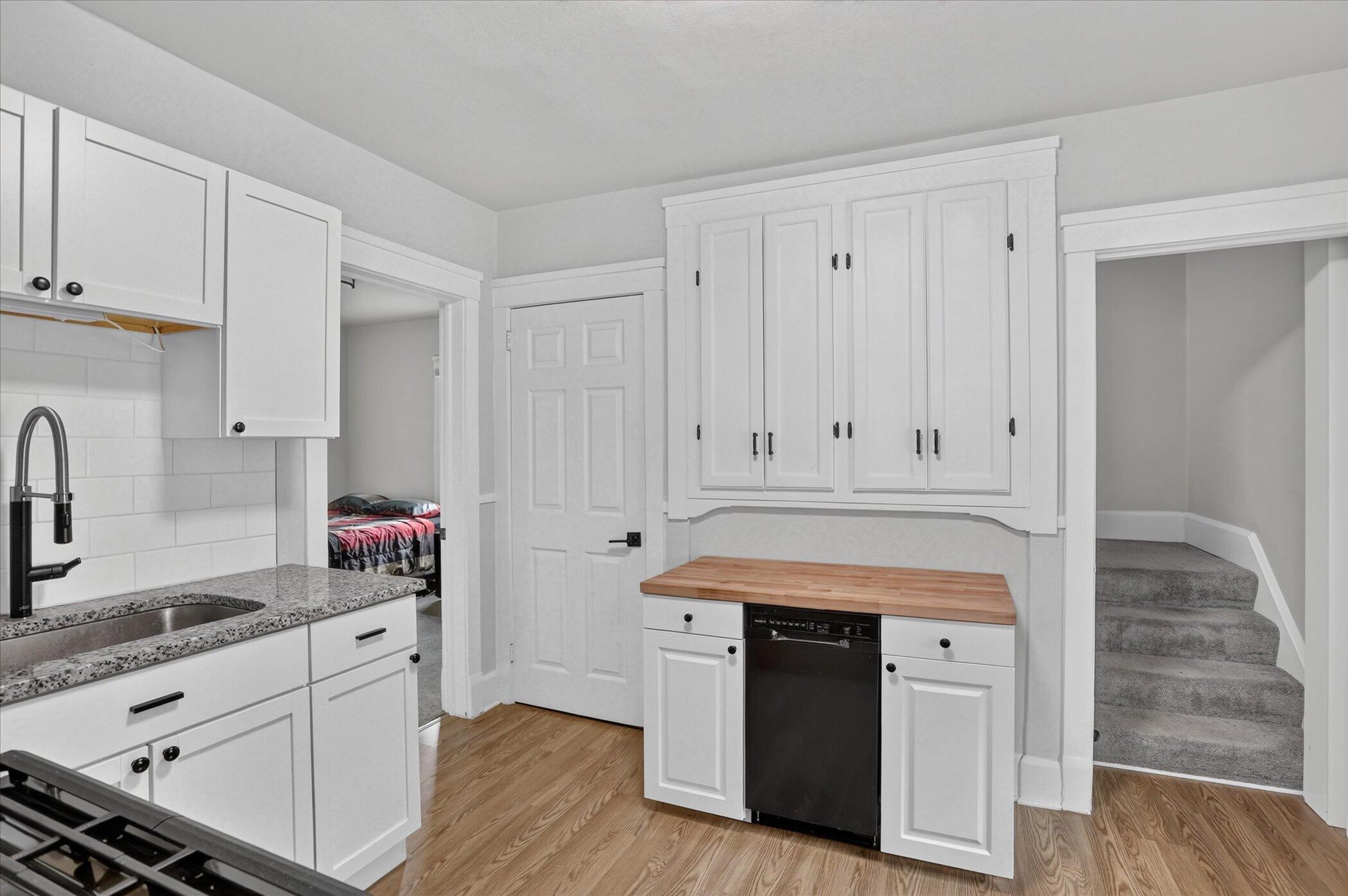 1729 Deane Boulevard Racine, WI 53405 - Photo 15 of 39 01-1729-Deane-Blvd-Racine (22)