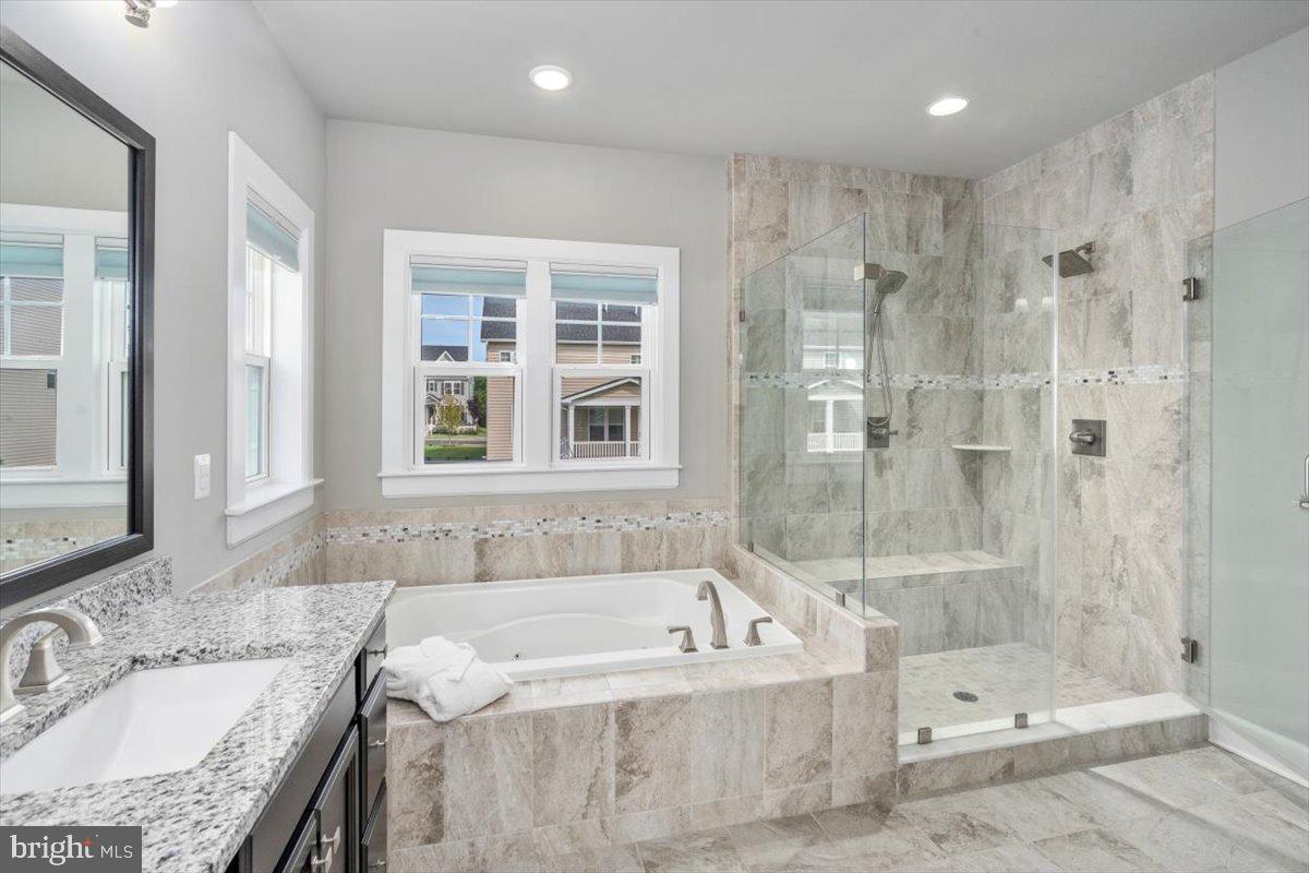 55 Ruthies Way Chalfont, PA 18914 - Photo 33 of 52 Soaking tub and walk in shower