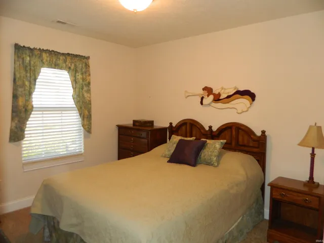 $324,900 | 1511 South Arbor Ridge Court, Bloomington, IN 47403