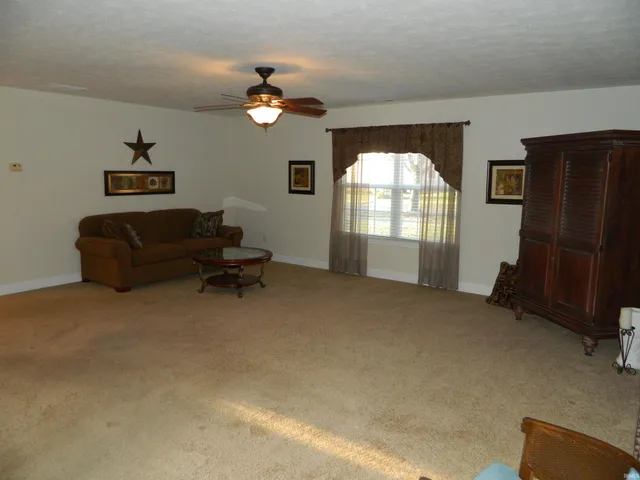 $324,900 | 1511 South Arbor Ridge Court, Bloomington, IN 47403