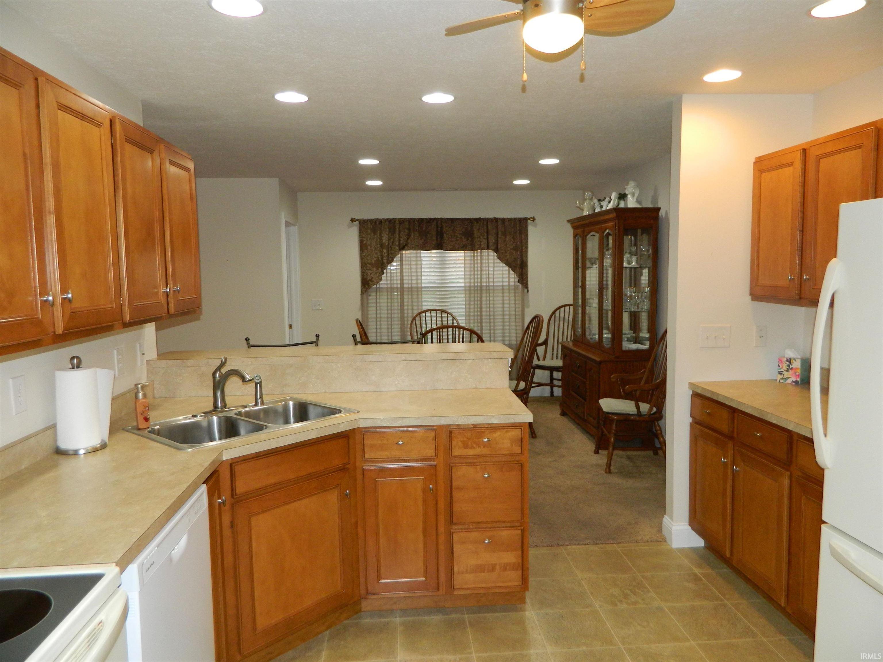 1511 South Arbor Ridge Court Bloomington, IN 47403 - Photo 10 of 22