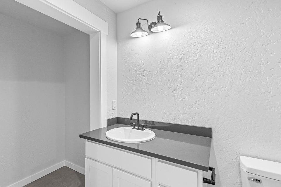 49 Mace Road Medford, OR 97501 - Photo 18 of 22 18
