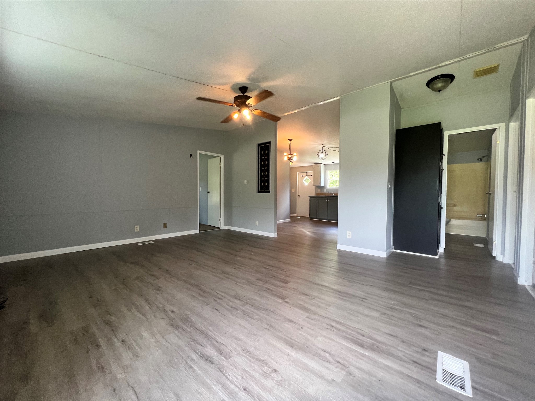 16197 Western Echo Road Conroe, TX 77302 - Photo 4 of 19