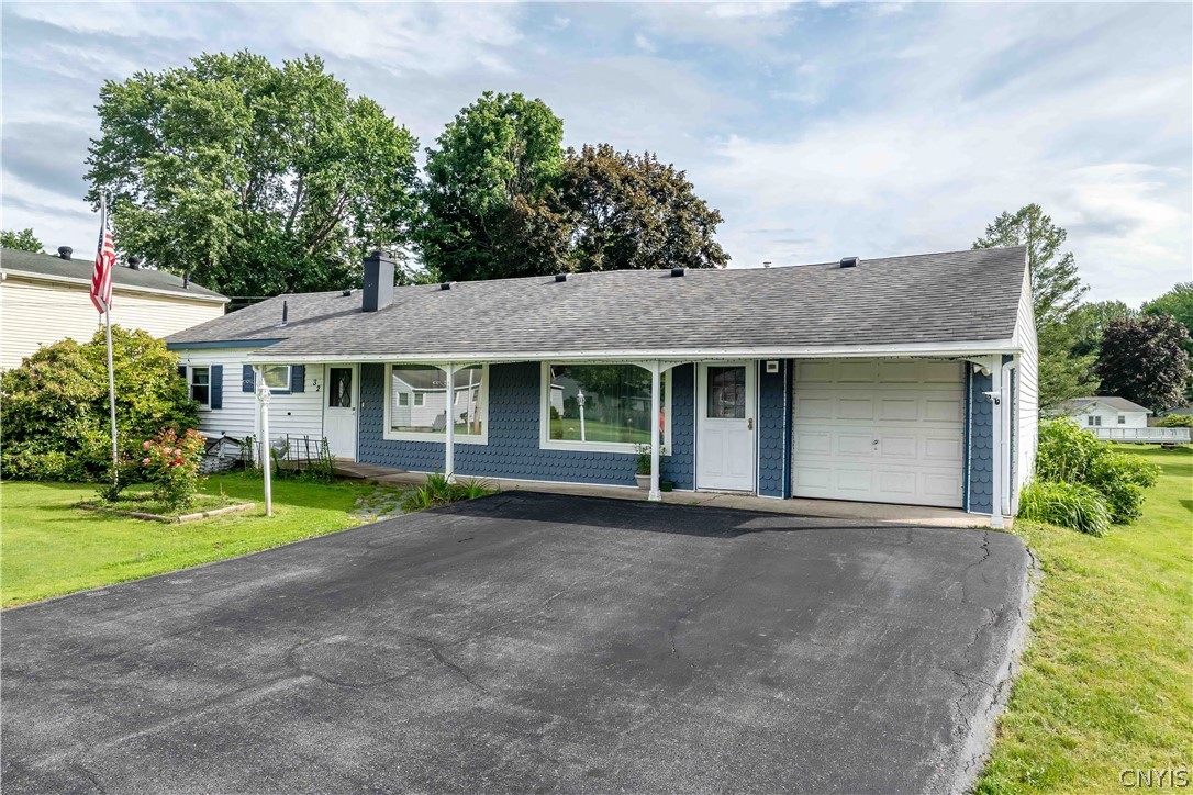 32 Bakeman Street Fulton, NY 13069 - Photo 3 of 32