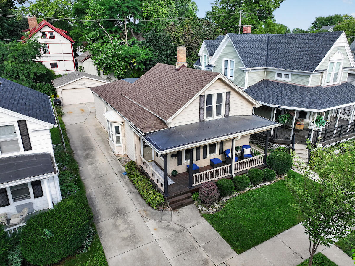 1526 Wisconsin Avenue Racine, WI 53403 - Photo 31 of 36 Air view