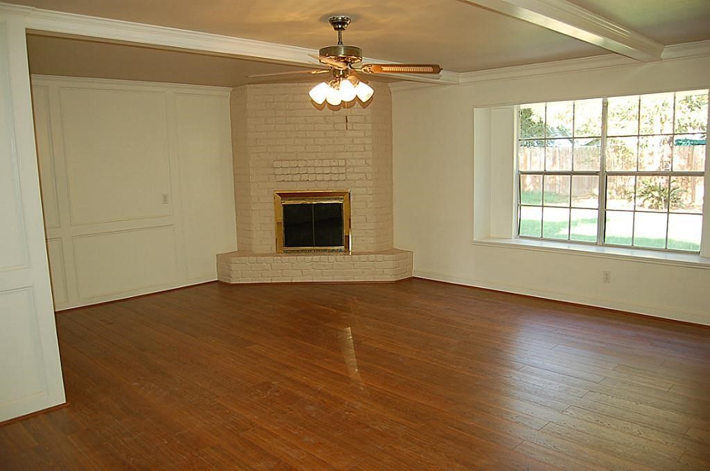 23118 Bayleaf Drive Spring, TX 77373 - Photo 3 of 10 Gallery Image 3