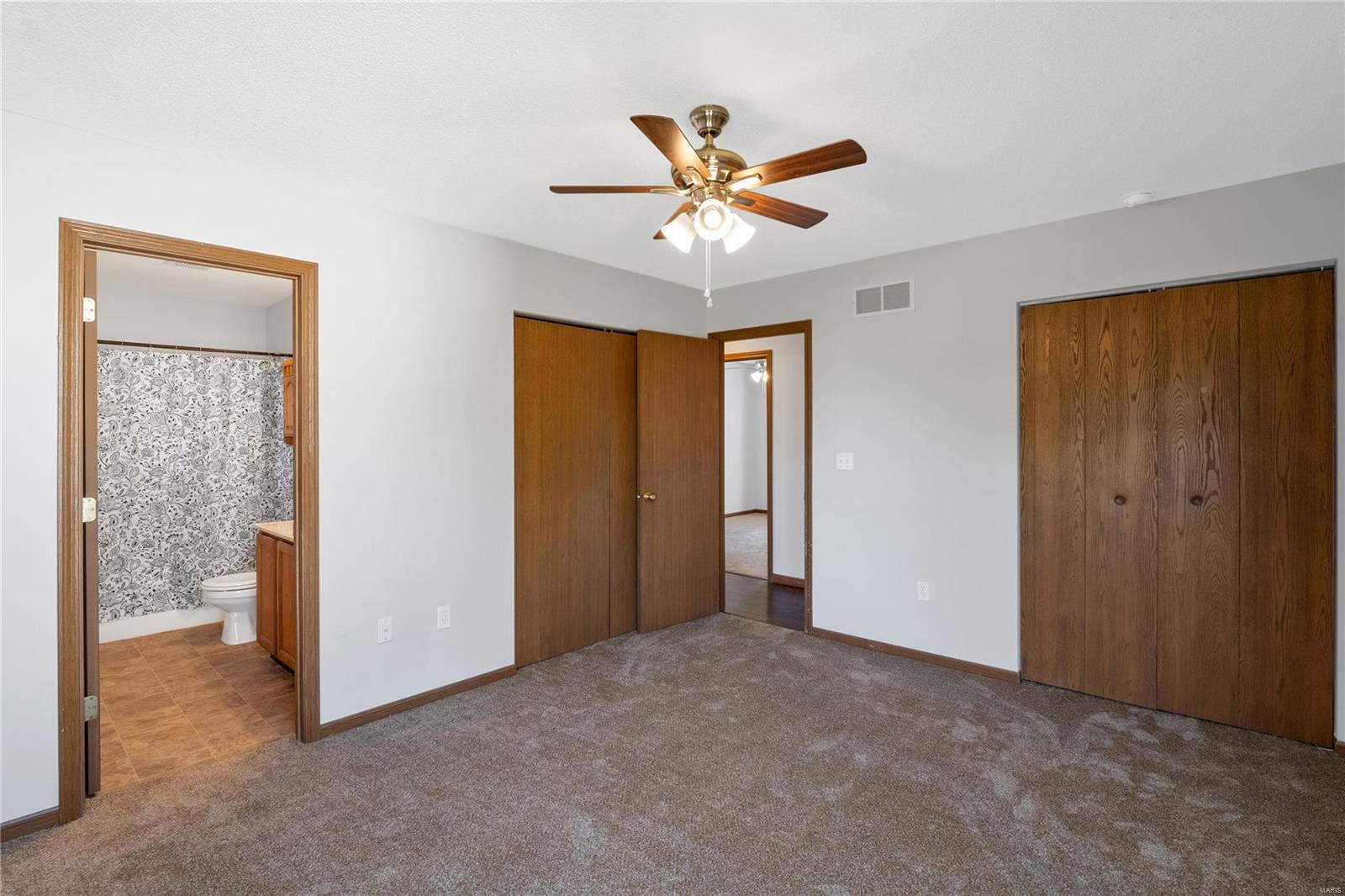 1512 Lincoln Farm Road O'Fallon, IL 62269 - Photo 13 of 34