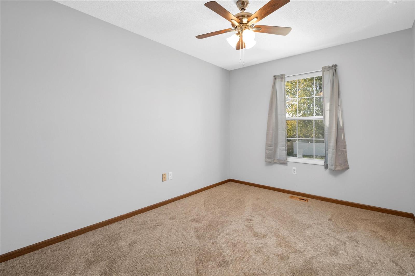1512 Lincoln Farm Road O'Fallon, IL 62269 - Photo 18 of 34