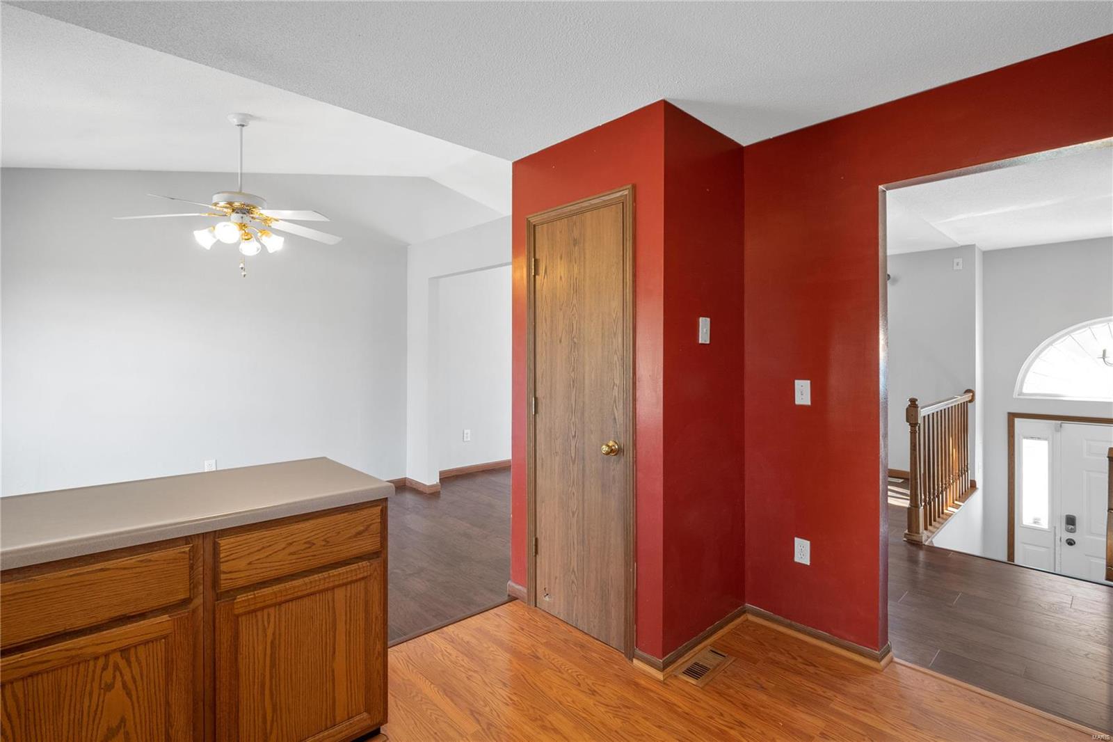 1512 Lincoln Farm Road O'Fallon, IL 62269 - Photo 7 of 34
