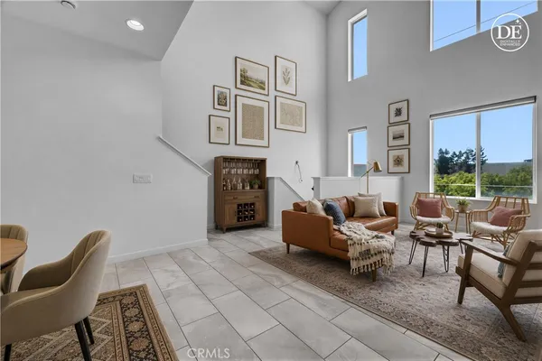 $3,750 | 83 Waldorf, Irvine, CA 92612