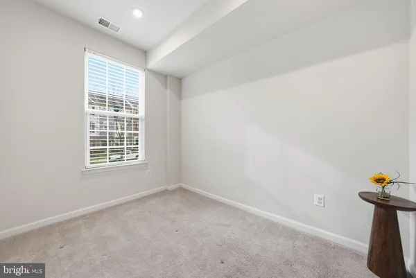 $469,000 | 18363 Reaper Hl Court, Triangle, VA 22172