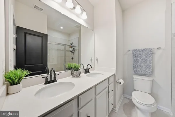 $469,000 | 18363 Reaper Hl Court, Triangle, VA 22172