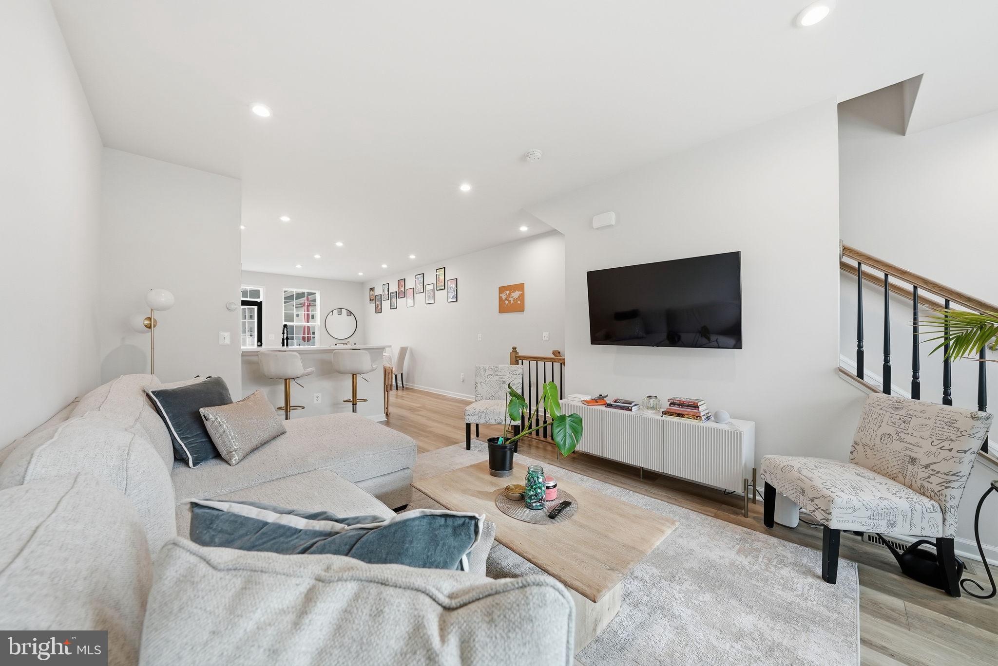 18363 Reaper Hl Court Triangle, VA 22172 - Photo 6 of 38