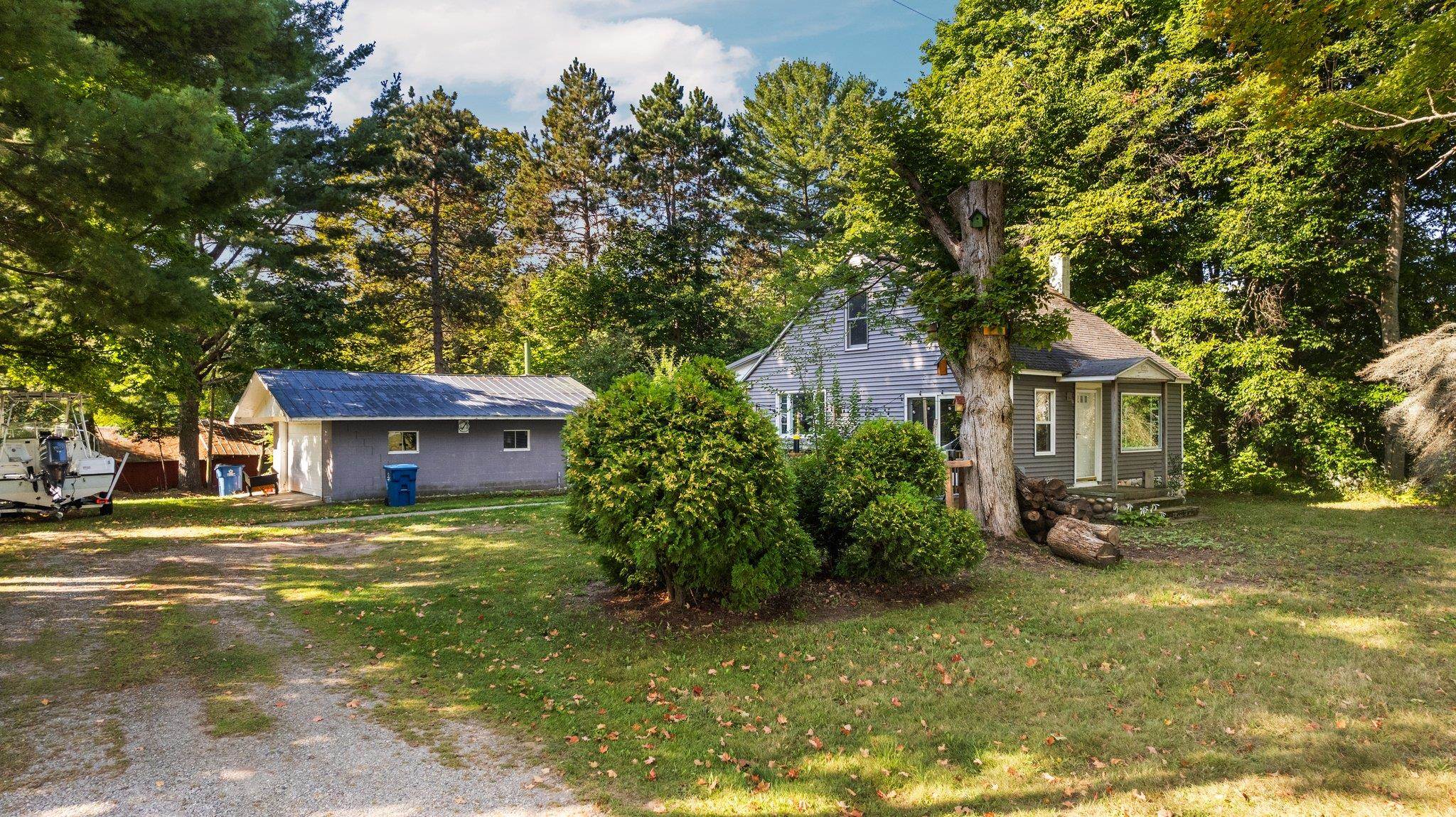6971 Youker Road Grawn, MI 49637 - Photo 25 of 51