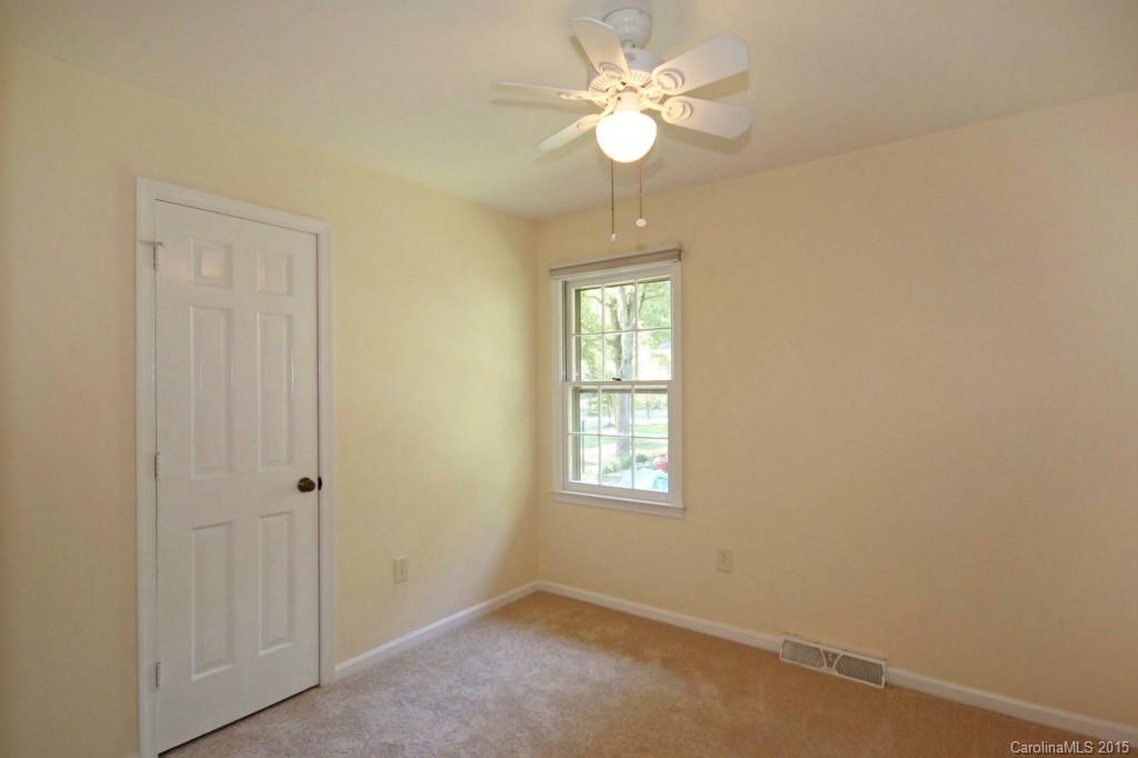 6635 Olde Savannah Road Charlotte, NC 28227 - Photo 18 of 24