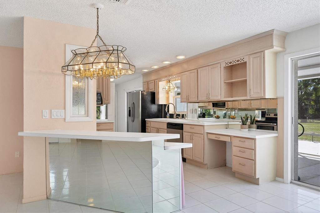 2321 Goya Drive Nokomis, FL 34275 - Photo 12 of 43