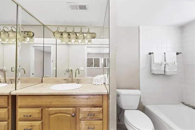 $425,000 | 2321 Goya Drive, Nokomis, FL 34275