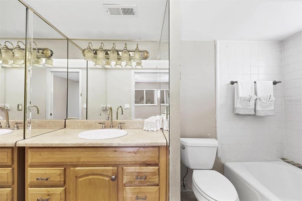 2321 Goya Drive Nokomis, FL 34275 - Photo 19 of 43